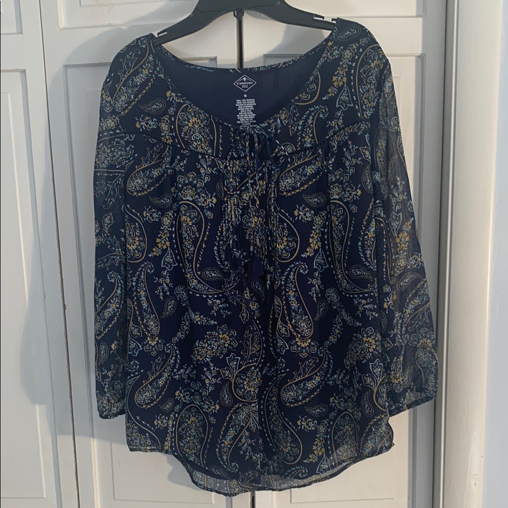 St. John's Bay Blue & Gold Paisley Print Relaxed Tie Front Blouse EUC